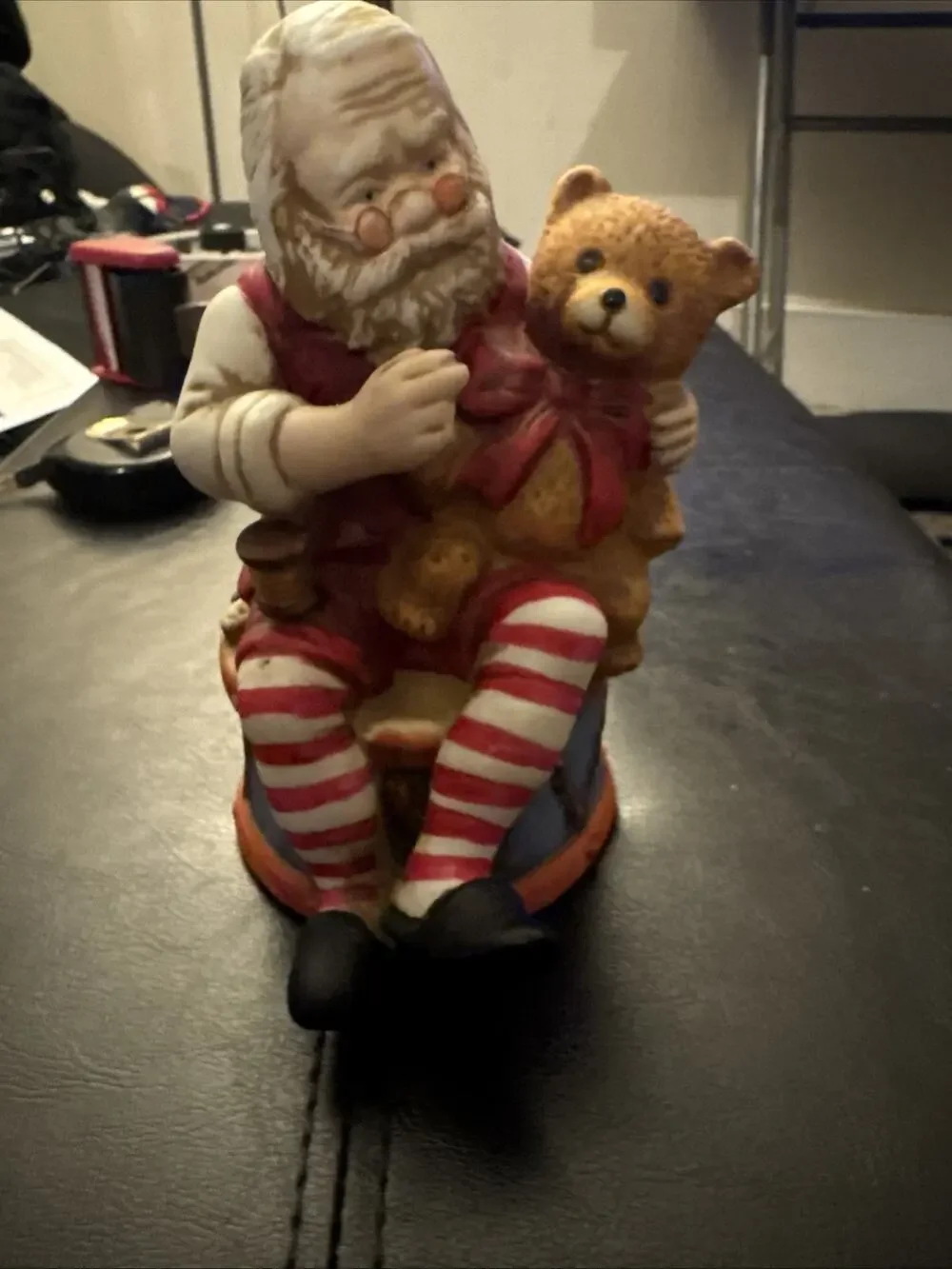 Vintage Silvestri Santa Claus Teddy Bear Music Box plays Here Comes Santa Claus